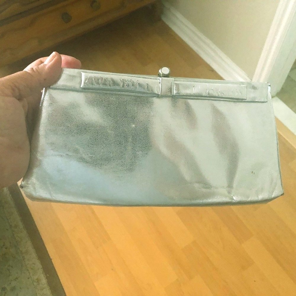 HL Vintage 50s Metalic Silver Clutch